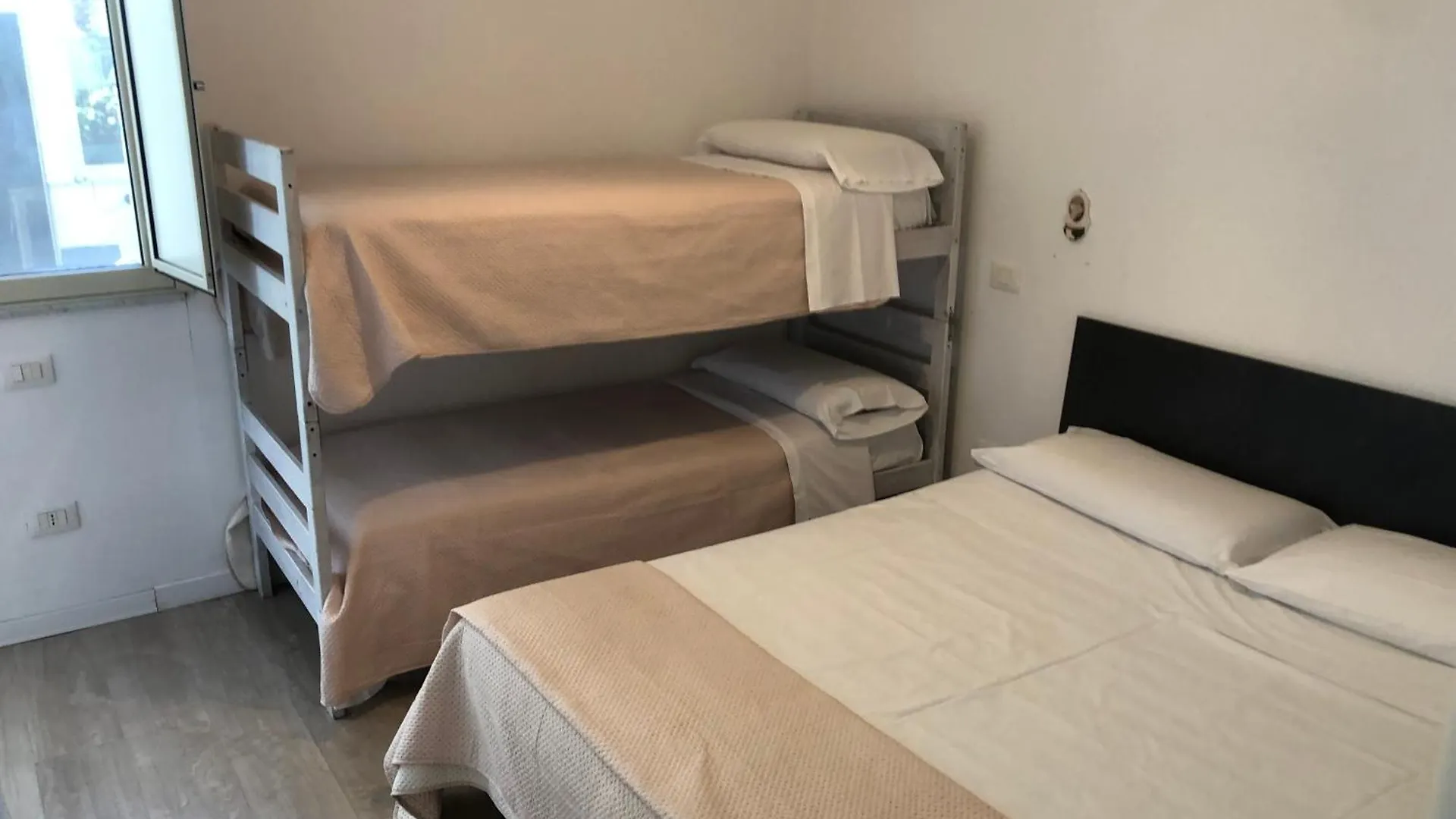 Nocleg ze śniadaniem B&B Xenia Mongiove
