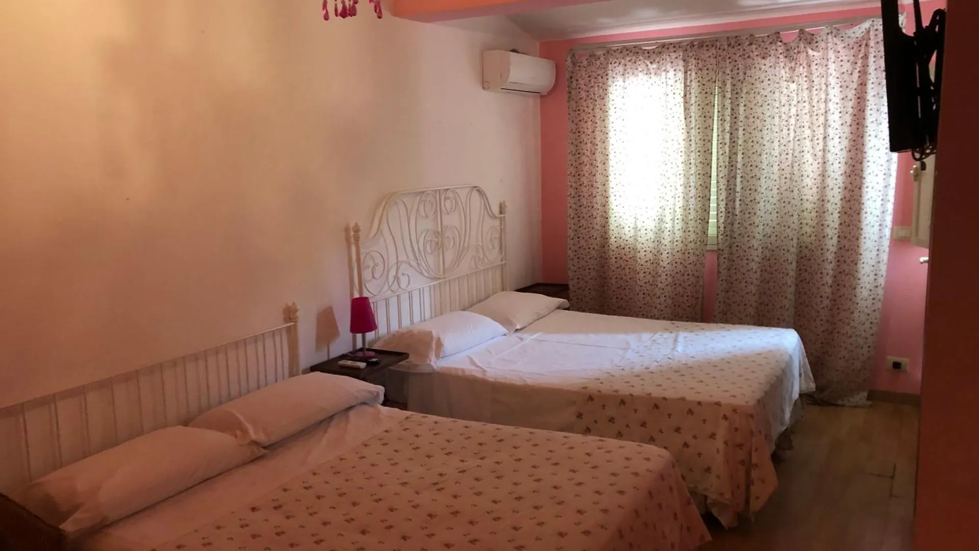 B&B Xenia Mongiove Italia