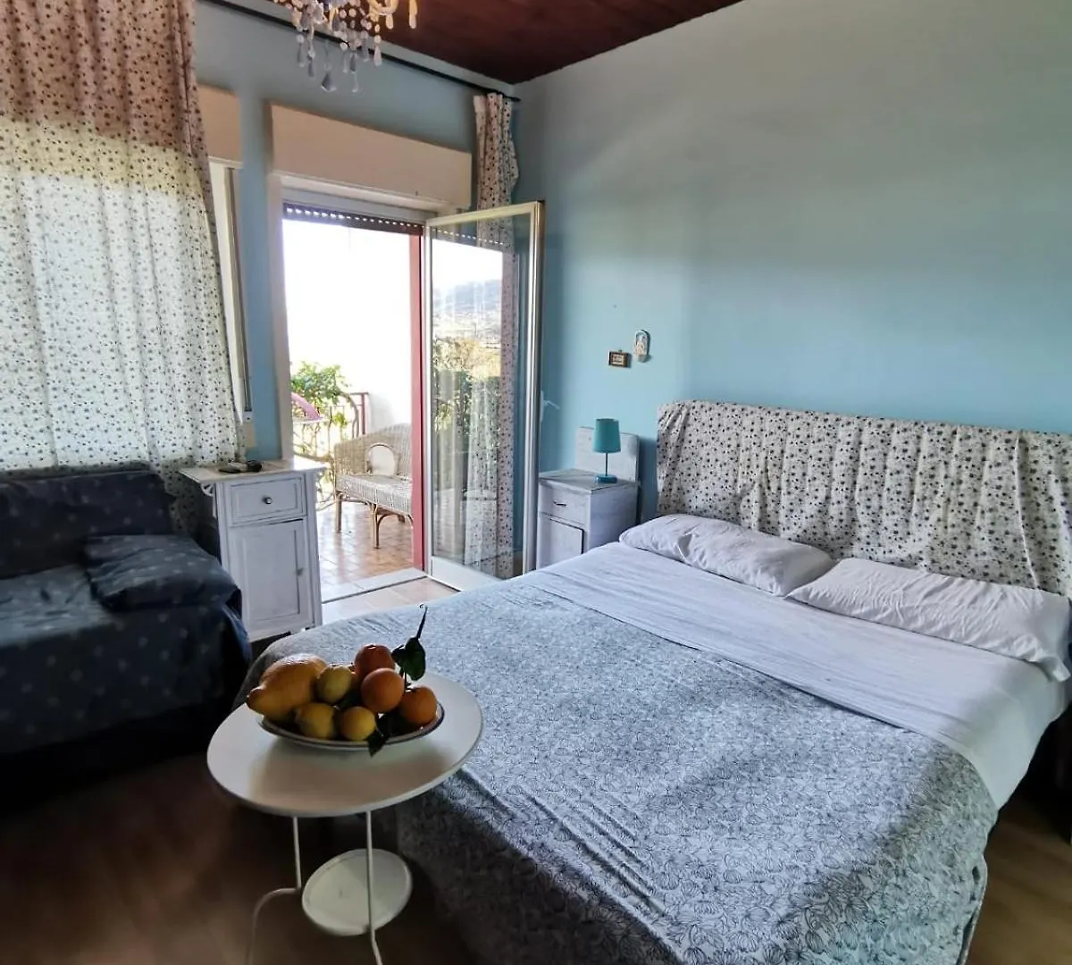 B&B Xenia Mongiove Bed & Breakfast