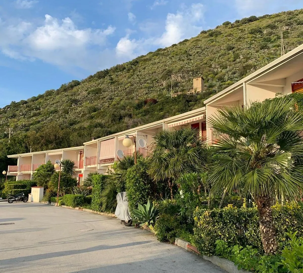 Nocleg ze śniadaniem B&B Xenia Mongiove